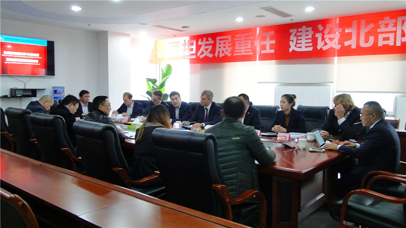 成都天翔環(huán)境與德國(guó)歐綠?？腿藖砑瘓F(tuán)洽談
